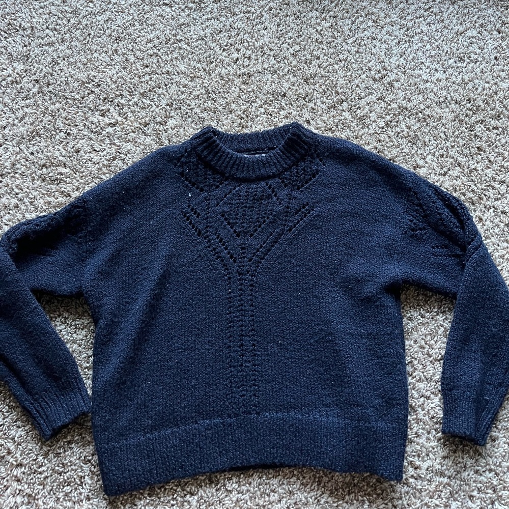 Old Navy soft cozy sweater, unique design